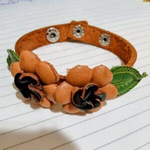 LEATHER FLOWER BRACELET
